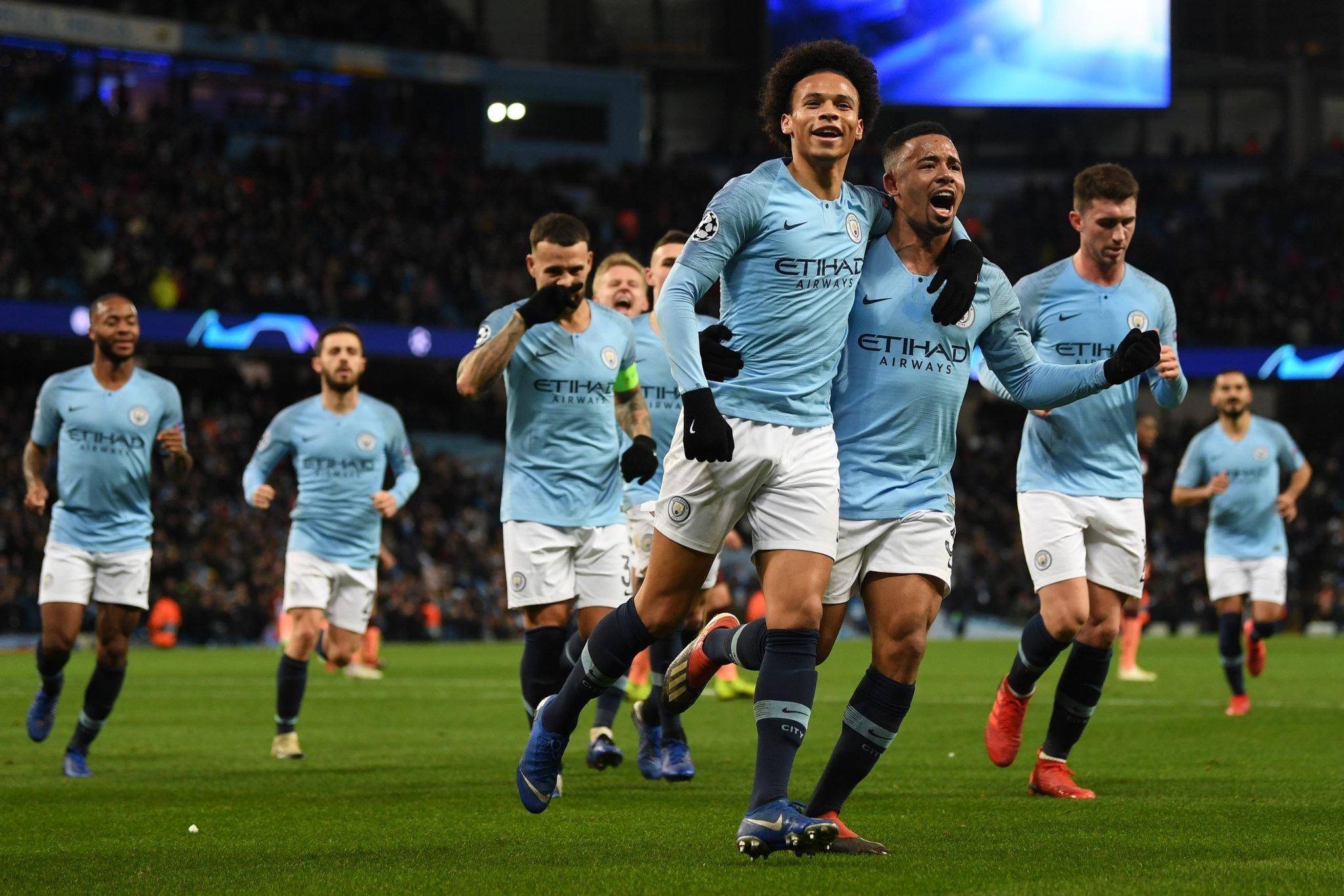 正经历着一 正经历着一